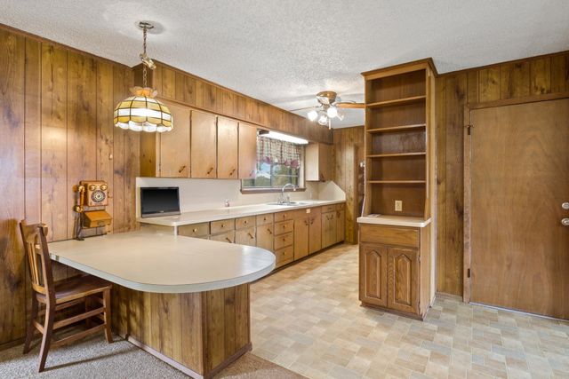 605 CAMPBELL, Linden, TX 75563