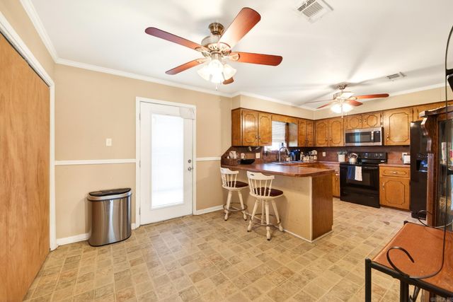 11 Meadowlark Drive, Cabot, AR 72023