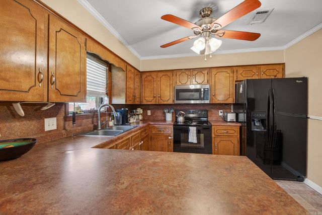 11 Meadowlark Drive, Cabot, AR 72023