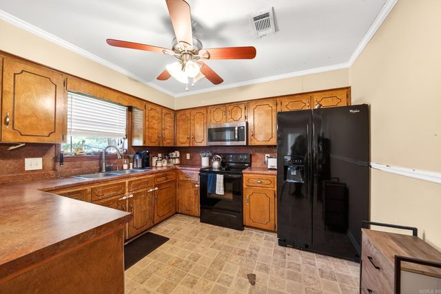 11 Meadowlark Drive, Cabot, AR 72023