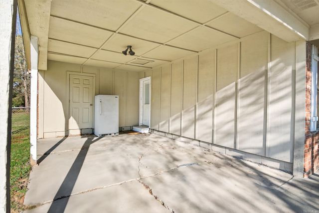 11 Meadowlark Drive, Cabot, AR 72023