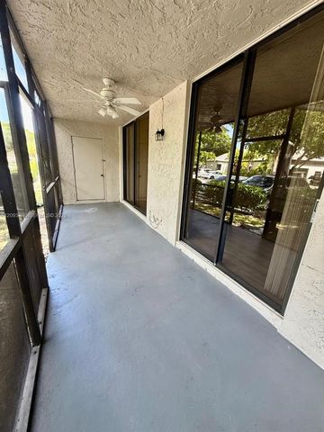 1258 S Military Trail 813, Deerfield Beach, FL 33442