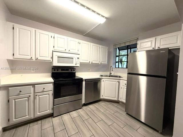 1258 S Military Trail 813, Deerfield Beach, FL 33442