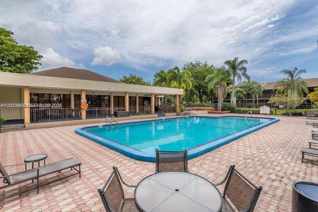 1258 S Military Trail 813, Deerfield Beach, FL 33442
