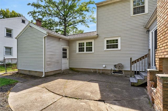 1792 Winton Road North, Irondequoit, NY 14609
