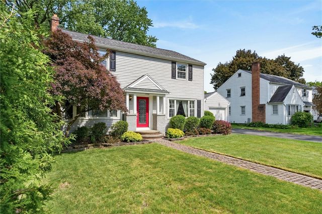 1792 Winton Road North, Irondequoit, NY 14609