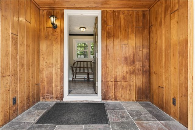 1792 Winton Road North, Irondequoit, NY 14609