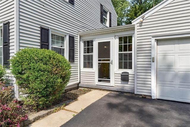 1792 Winton Road North, Irondequoit, NY 14609