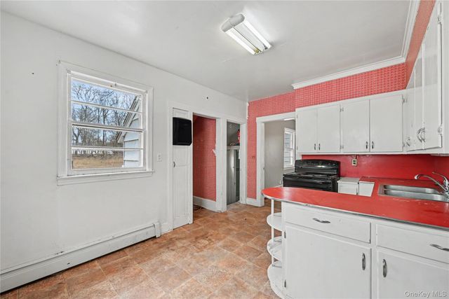 11 Boulder Drive, Cornwall, NY 12518