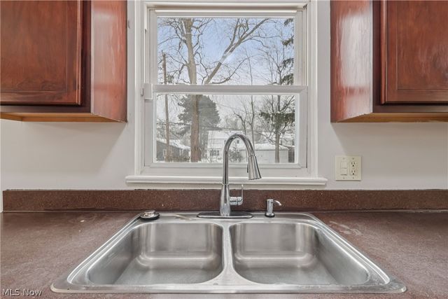 4480 Birchwold Road, Cleveland, OH 44121