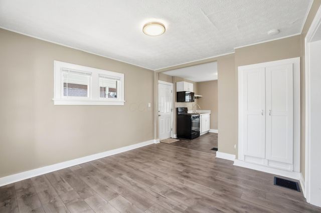 2508 Parkwood Avenue, Columbus, OH 43211