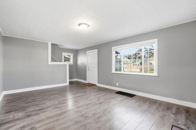 2508 Parkwood Avenue, Columbus, OH 43211