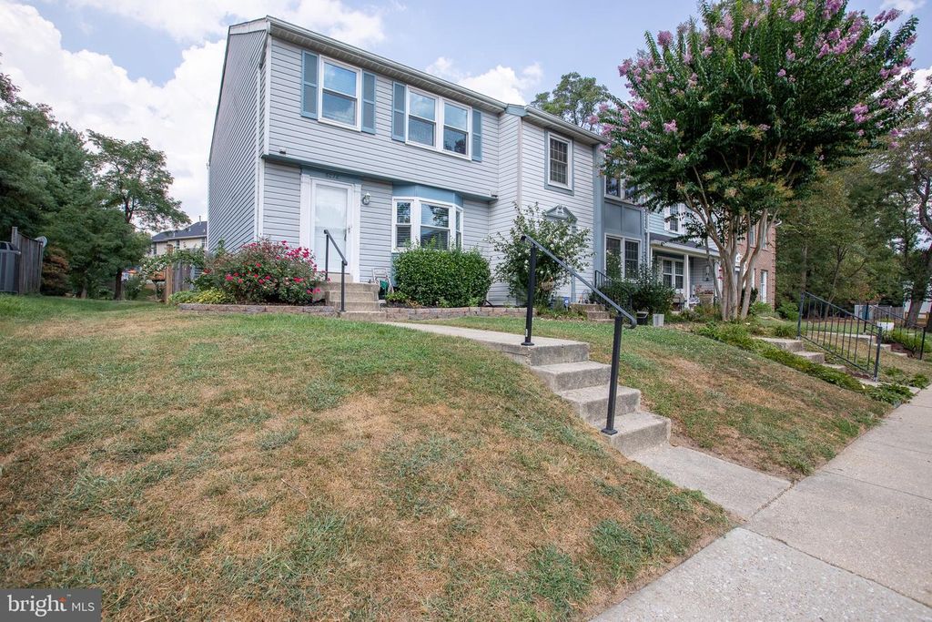 6078 CEDAR WOOD DR, Columbia, MD 21044