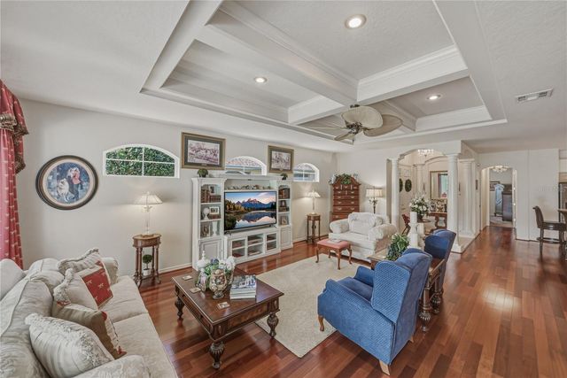 12410 WOODLANDS CIRCLE, Dade City, FL 33525