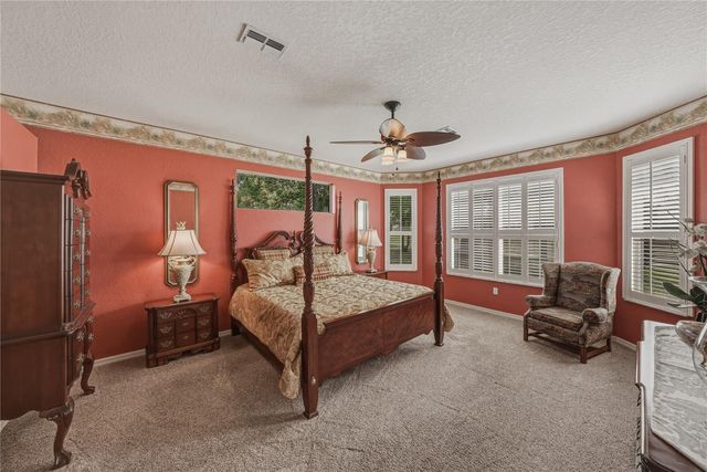 12410 WOODLANDS CIRCLE, Dade City, FL 33525