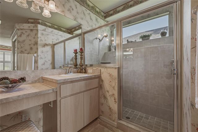 12410 WOODLANDS CIRCLE, Dade City, FL 33525