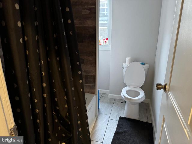 1414 S 52ND ST, Philadelphia, PA 19143