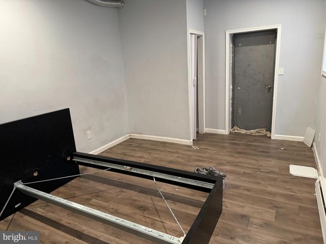 1414 S 52ND ST, Philadelphia, PA 19143