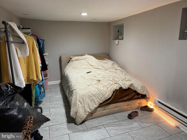 1414 S 52ND ST, Philadelphia, PA 19143