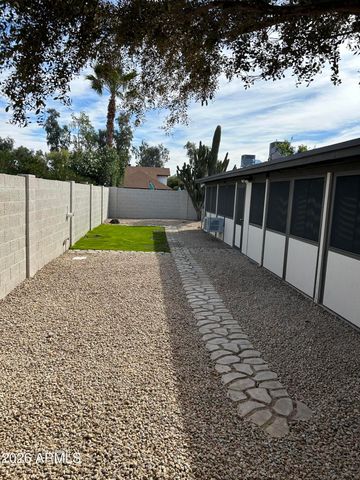 5608 W LUPINE Avenue, Glendale, AZ 85304