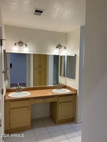 5608 W LUPINE Avenue, Glendale, AZ 85304