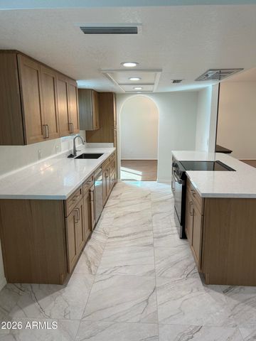 5608 W LUPINE Avenue, Glendale, AZ 85304