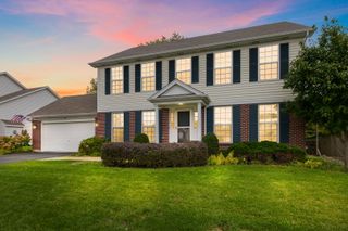 584 Bayfield Drive, Dekalb, IL 60115