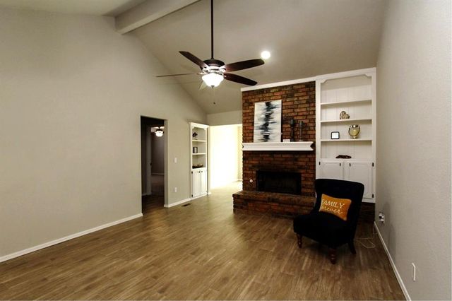 1308 Oswego Drive, Yukon, OK 73099