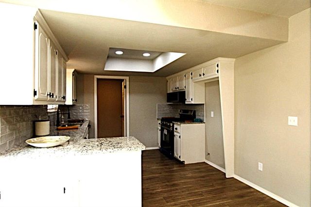 1308 Oswego Drive, Yukon, OK 73099