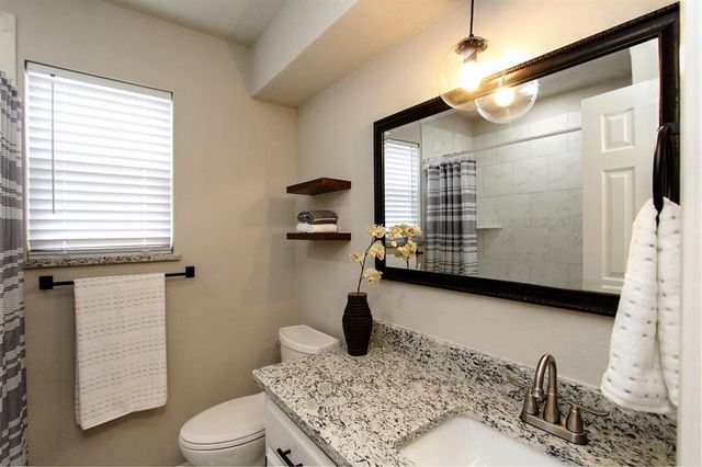 1308 Oswego Drive, Yukon, OK 73099