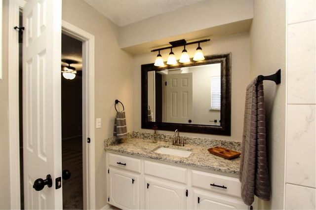 1308 Oswego Drive, Yukon, OK 73099