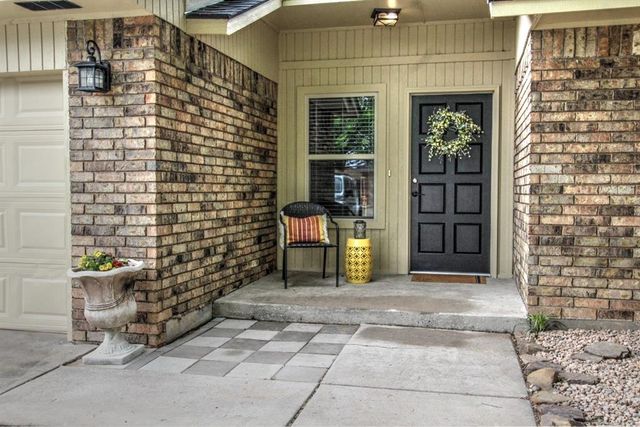 1308 Oswego Drive, Yukon, OK 73099