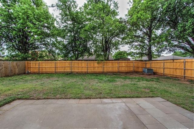 1308 Oswego Drive, Yukon, OK 73099