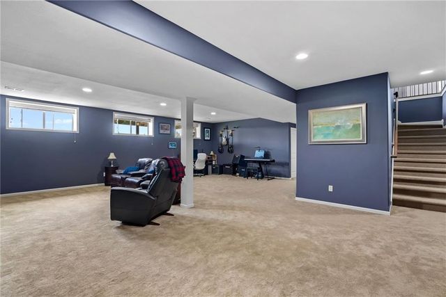 19813 Elmridge Street, Spring Hill, KS 66083