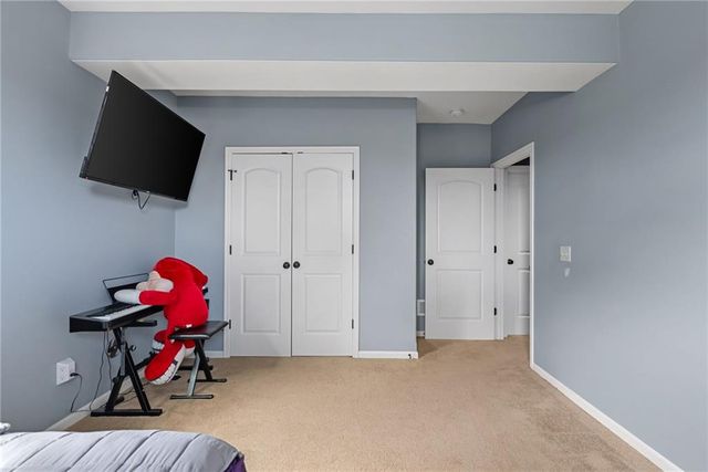 19813 Elmridge Street, Spring Hill, KS 66083