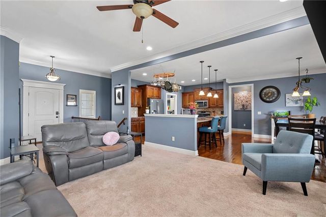 19813 Elmridge Street, Spring Hill, KS 66083