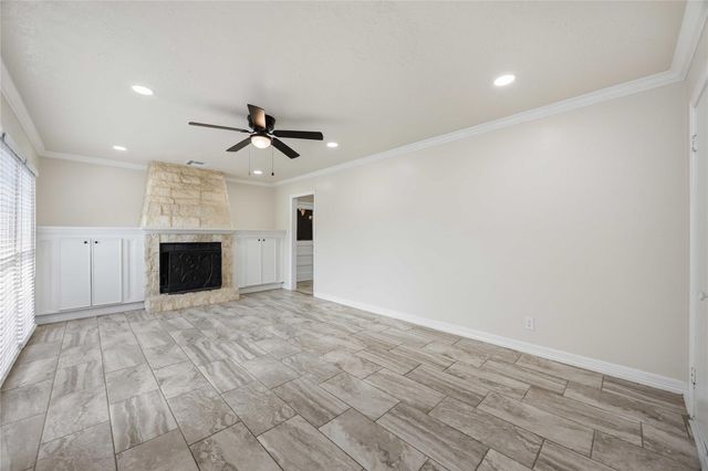 908 23rd Avenue N, Texas City, TX 77590