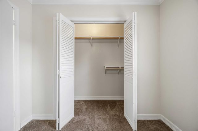 908 23rd Avenue N, Texas City, TX 77590