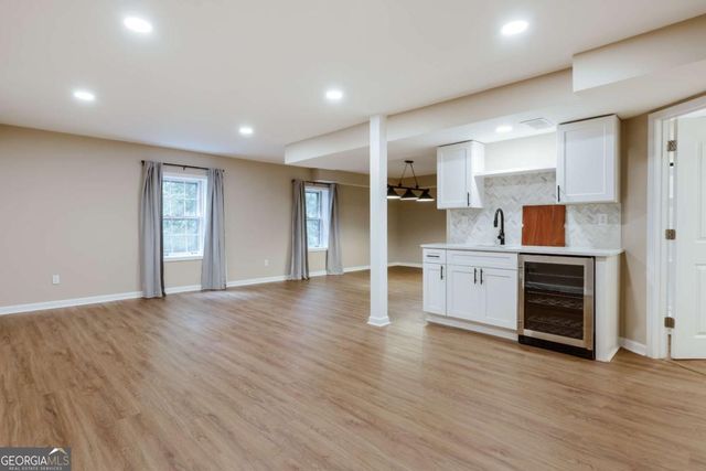 750 Glenwood Drive, Athens, GA 30606