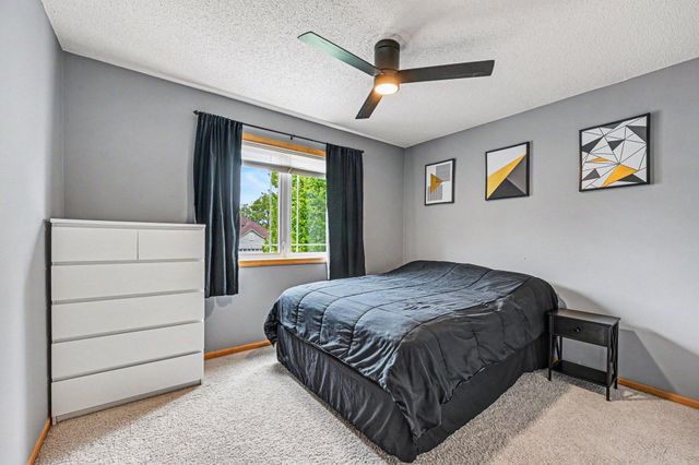 4517 Alicia Drive, Inver Grove Heights, MN 55077