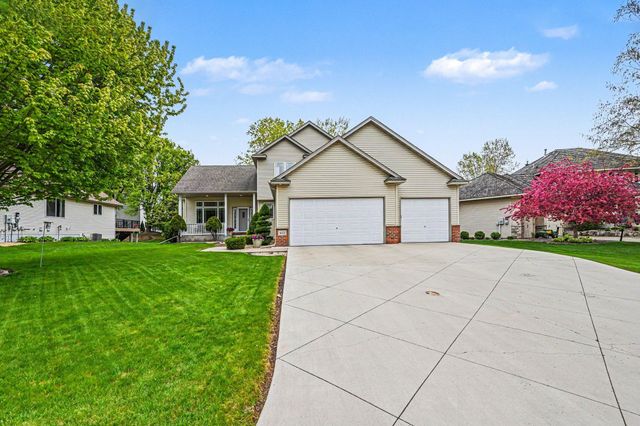 4517 Alicia Drive, Inver Grove Heights, MN 55077