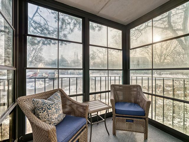 334 Cherokee Avenue 103, Saint Paul, MN 55107