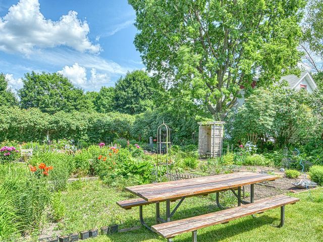 334 Cherokee Avenue 103, Saint Paul, MN 55107