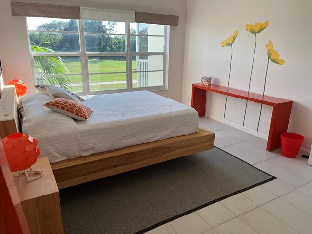 3100 N Palm Aire Drive 304, Pompano Beach, FL 33069