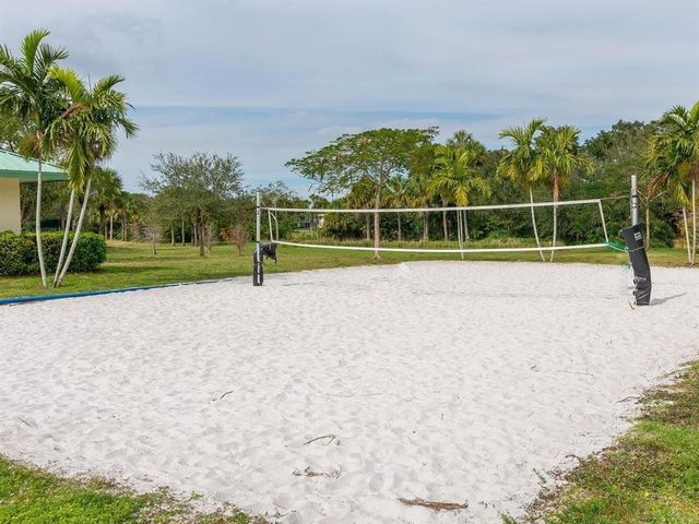 3100 N Palm Aire Drive 304, Pompano Beach, FL 33069