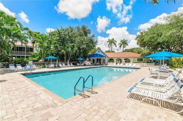 3100 N Palm Aire Drive 304, Pompano Beach, FL 33069