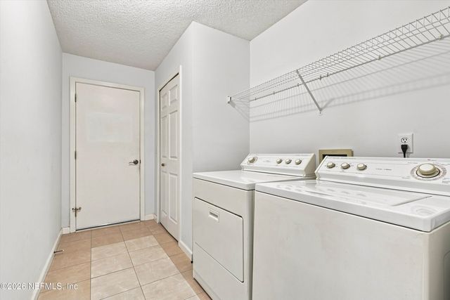 1668 LINKSIDE Court N, Atlantic Beach, FL 32233