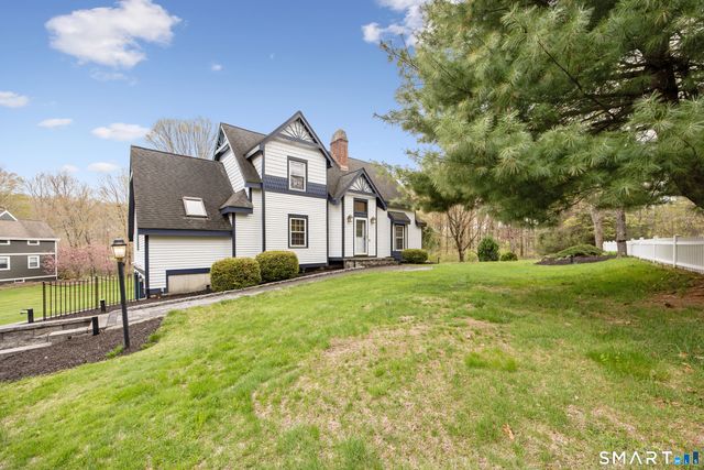 105 Quaker Farms Road, Southbury, CT 06488