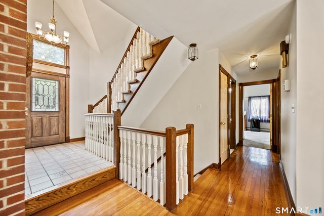 105 Quaker Farms Road, Southbury, CT 06488