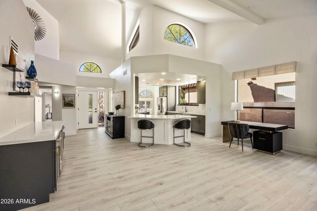11809 N 40TH Place, Phoenix, AZ 85028